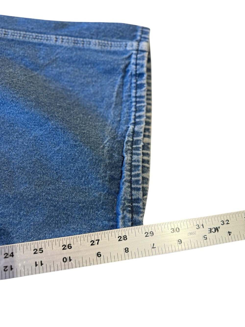 Roundhouse Classic Men's 48 X 29 Naturally Distressed Denim Overalls View 4